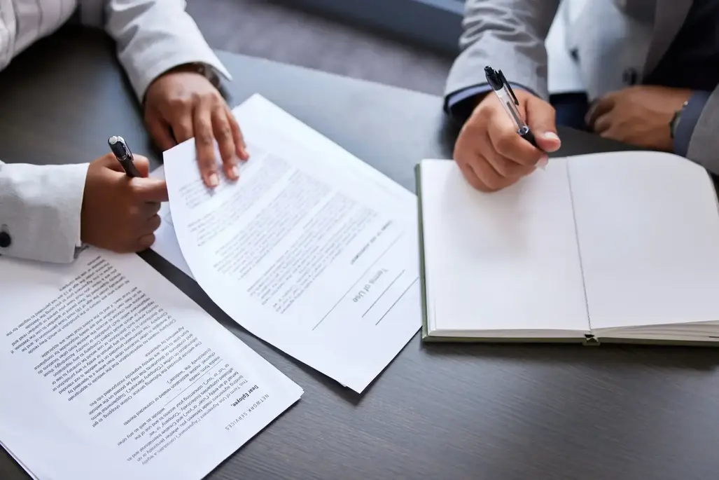 Obligaciones y Contratos