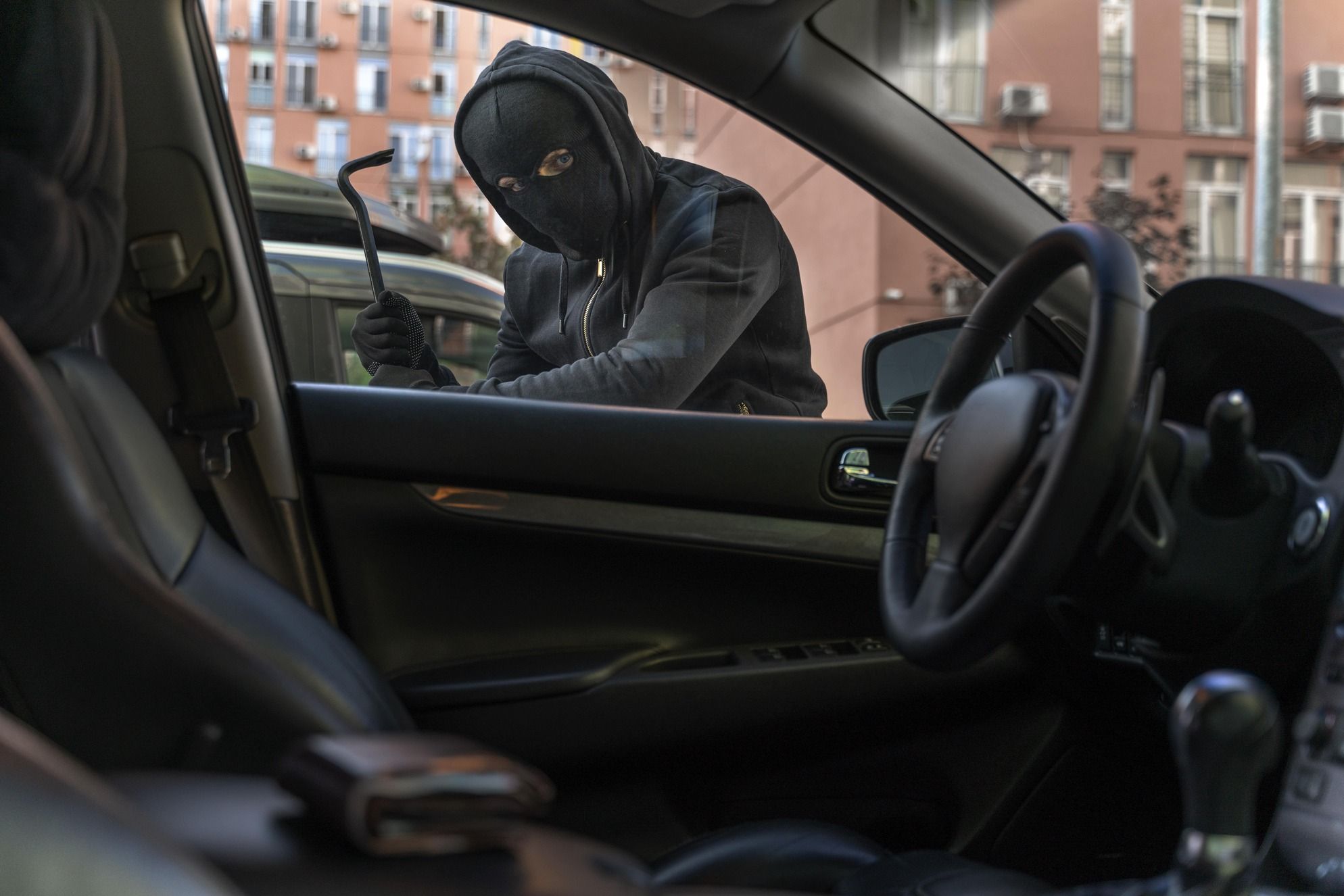 Hurtos vs robos en Tarragona y Barcelona: diferencias legales y penas